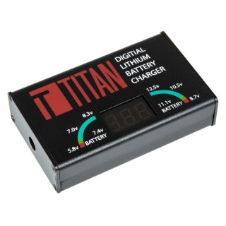 Titan Digital Ladegerät